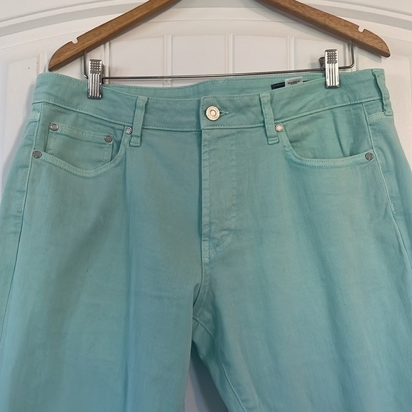 Vineyard Vines Jeans Size 35 x 32 - Picture 2 of 6